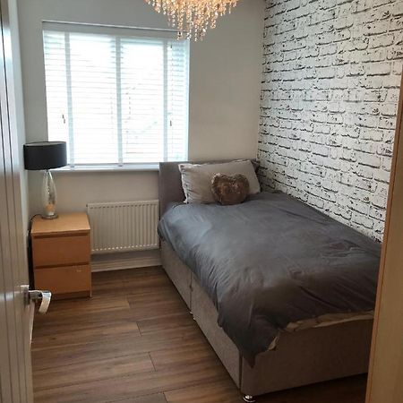 Rainhill Double Room With En-Suite. Central For North West מראה חיצוני תמונה