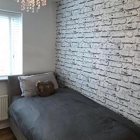 Rainhill Double Room With En-Suite. Central For North West מראה חיצוני תמונה